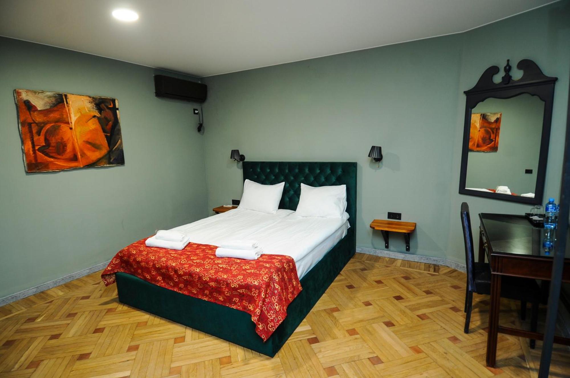 Art Hotel Home Tbilisi Exterior photo