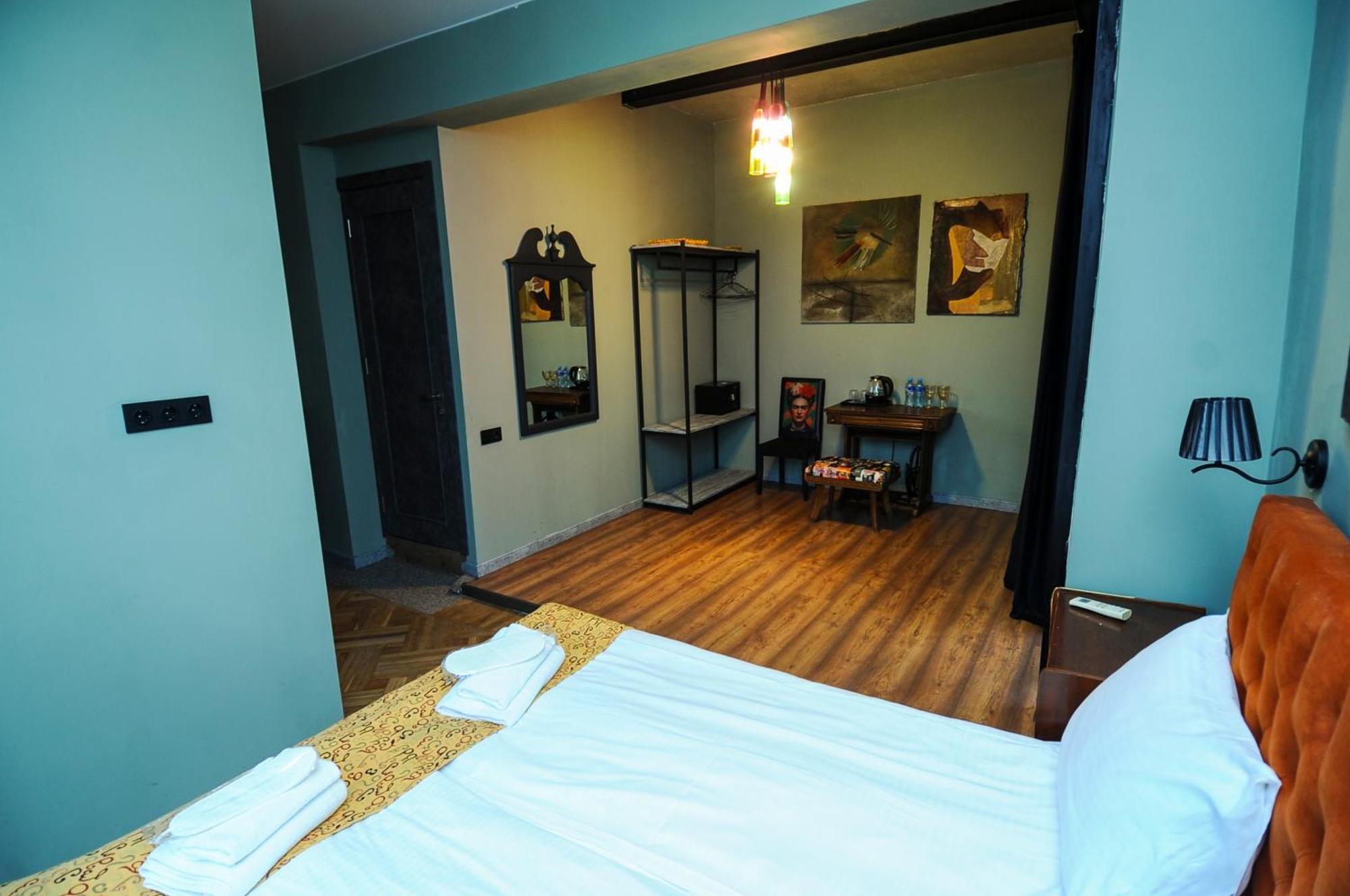 Art Hotel Home Tbilisi Exterior photo