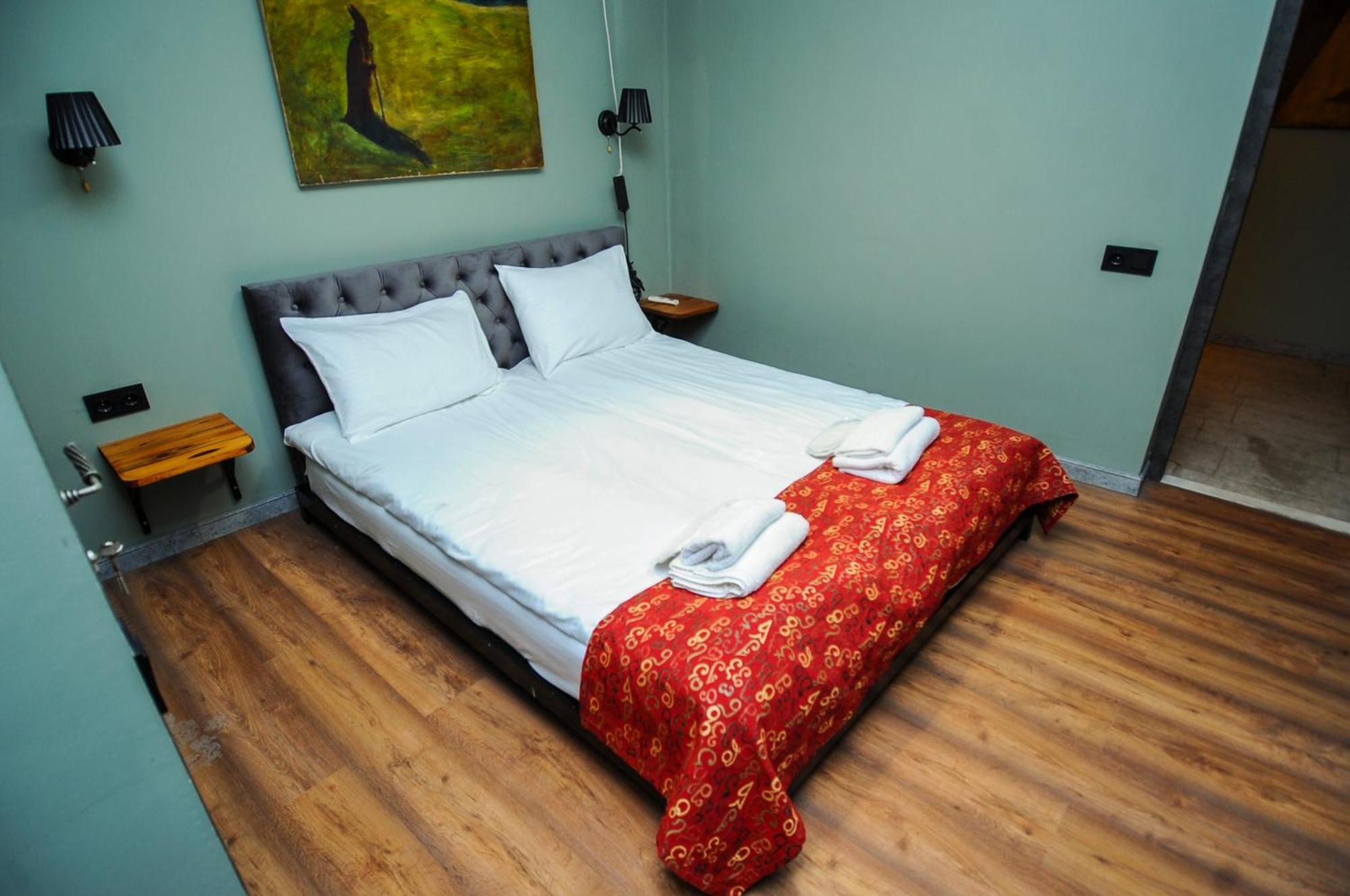 Art Hotel Home Tbilisi Exterior photo